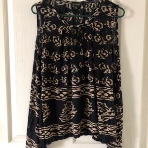 Keyhole sleeveless tank from lucky Brand